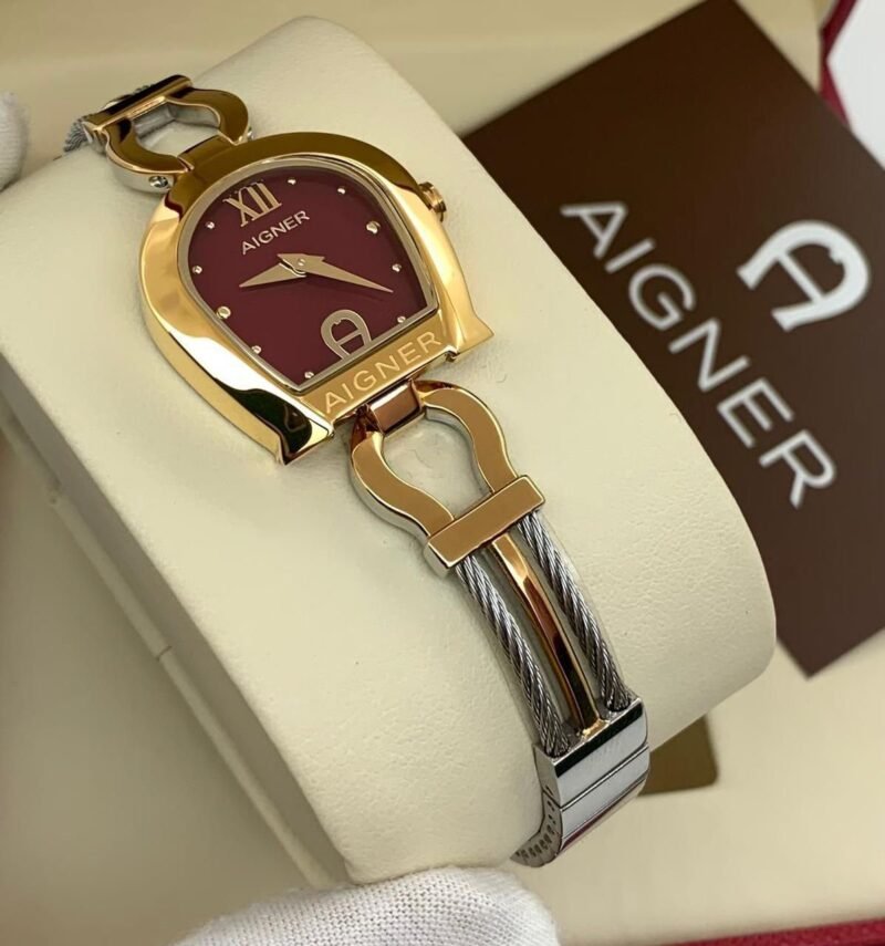 ساعة نسائي ماركة اقنر