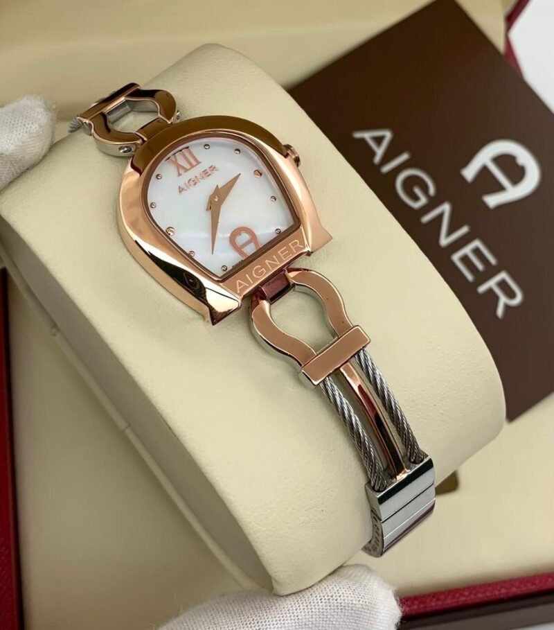 ساعة اقنر نسائي نحاسي