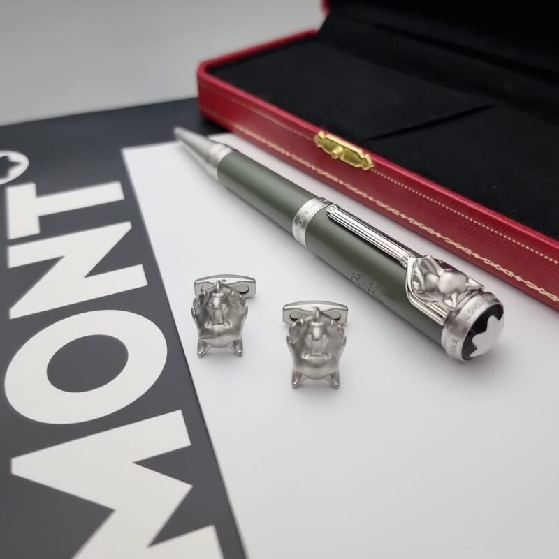 قلم وكبك الذئب