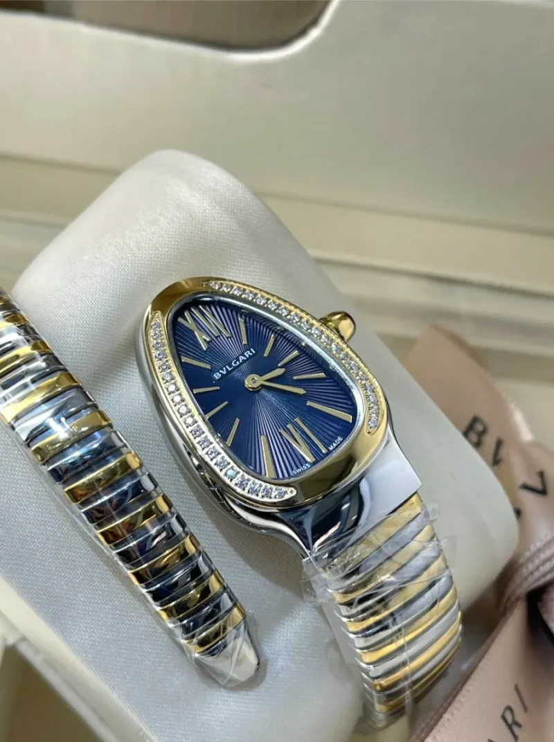 ساعة بلغاري الثعبان نسائيه مينا ازرق