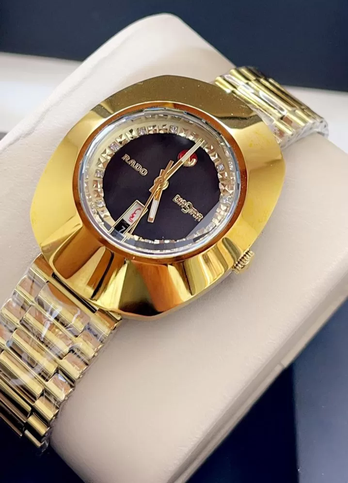 ساعه رادو رجالي قديم