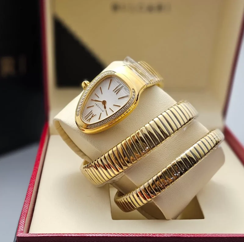 ساعة بولغاري نسائي ذهبي