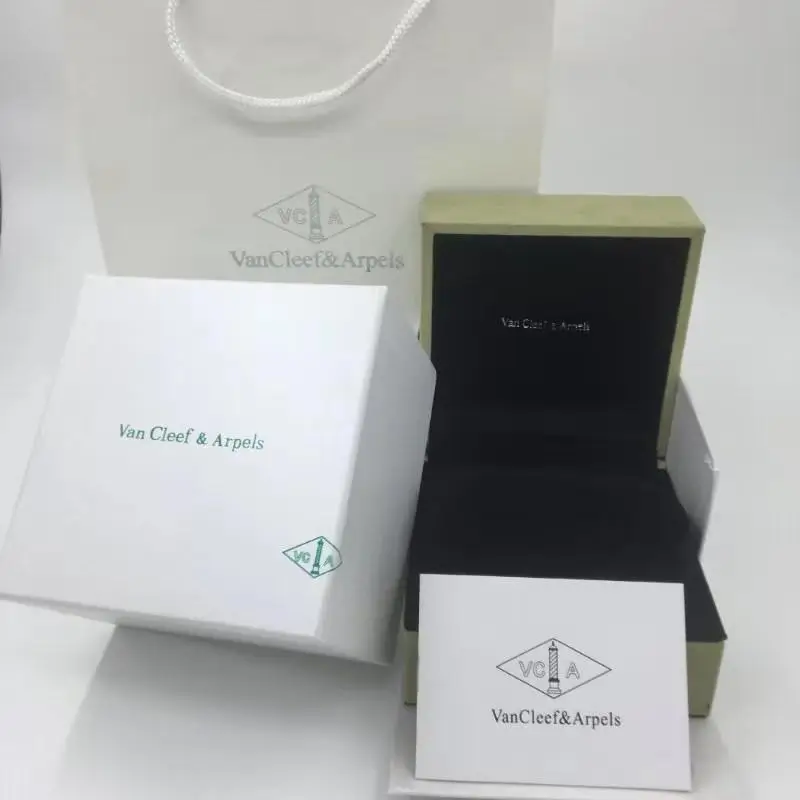 علبة ساعات فان كليف