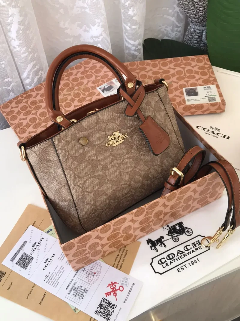 شنطة كوتش كروس