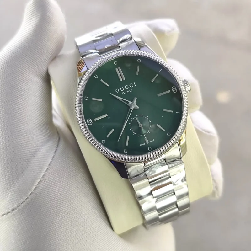 ساعة قوتشي رجالي فضي حديد