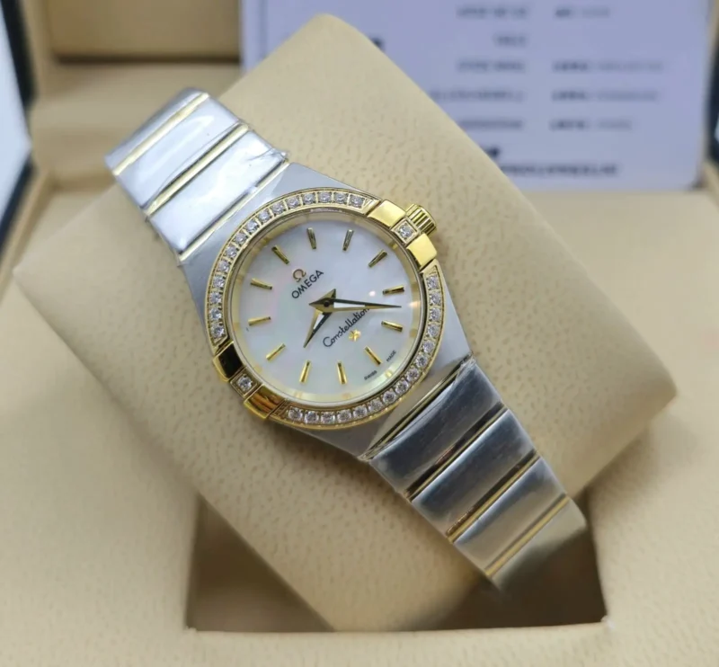 ساعة اوميغا هاي كواليتي نسائي