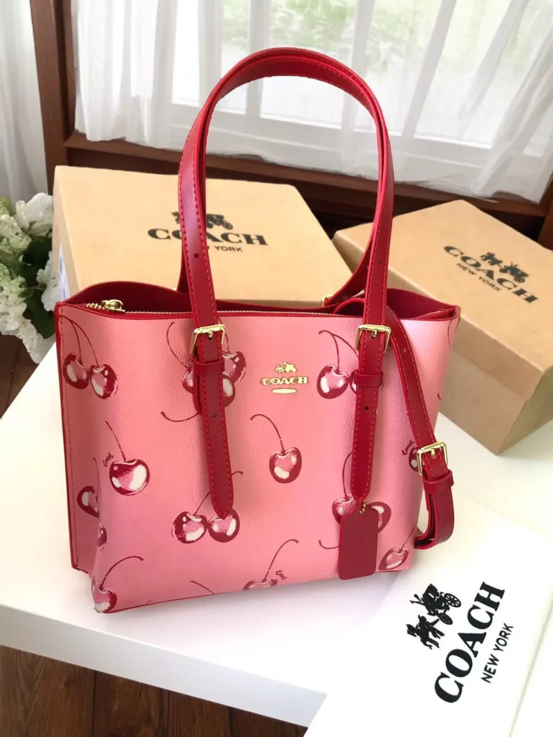 شنطة كوتش كرز