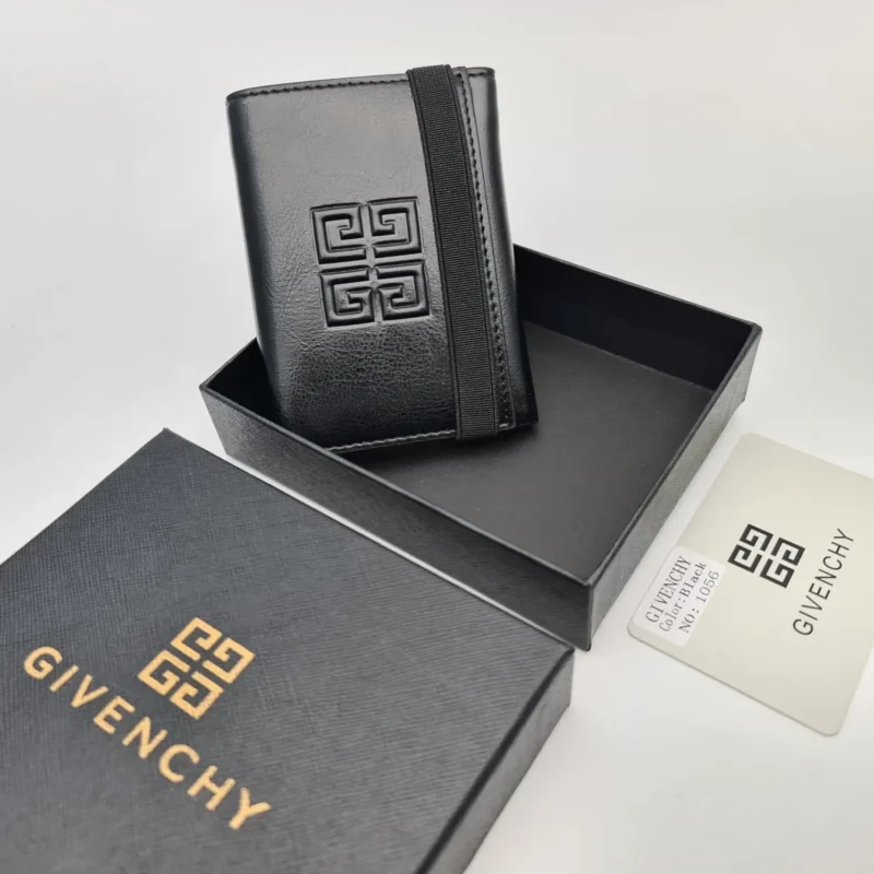 بوك جيفنشي رجالي