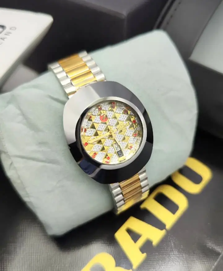 ساعة رادو ديستار اوتوماتيك