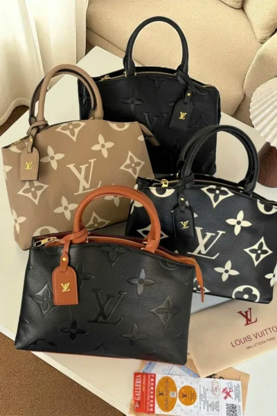 شنط كبيره لويس فيتون