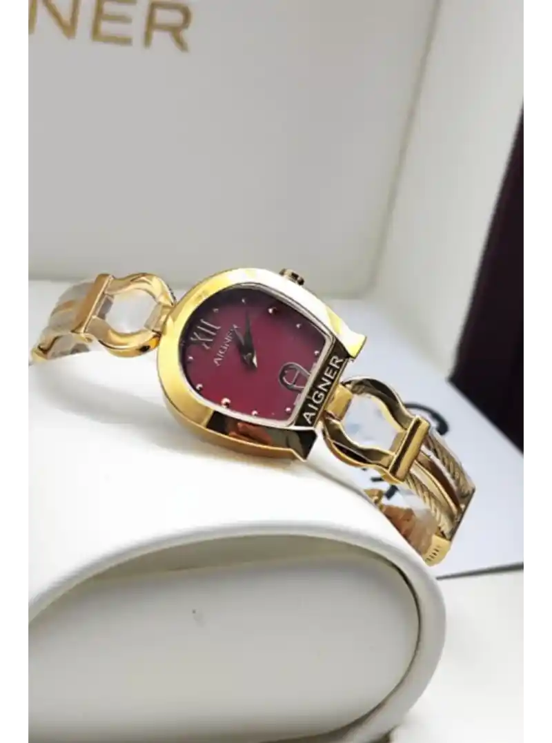 ساعة اقنر مينا عنابي