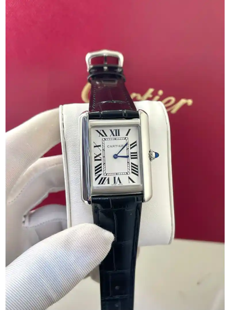 ساعه كارتير تانك موست جلد رجالي