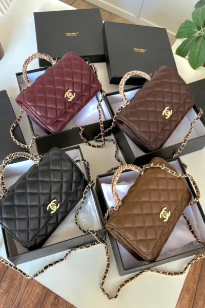 شنط شانيل صغيره