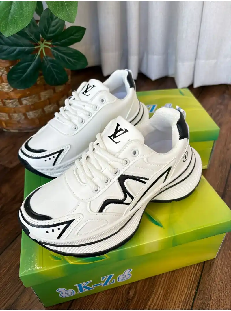 شوز ماركه لويس فيتون رياضي