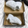 شوز نيو بالانس نسائي