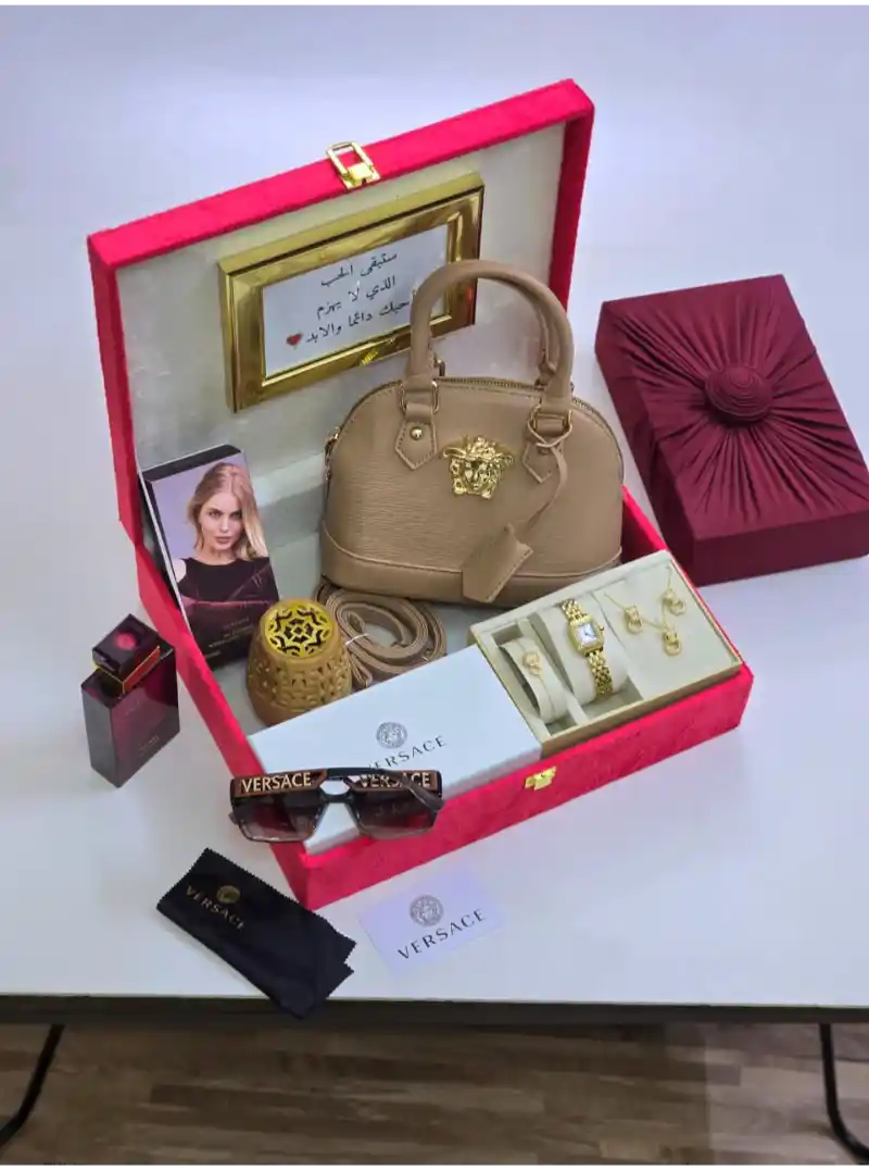 هديه نسائيه ماركه فرزاتشي