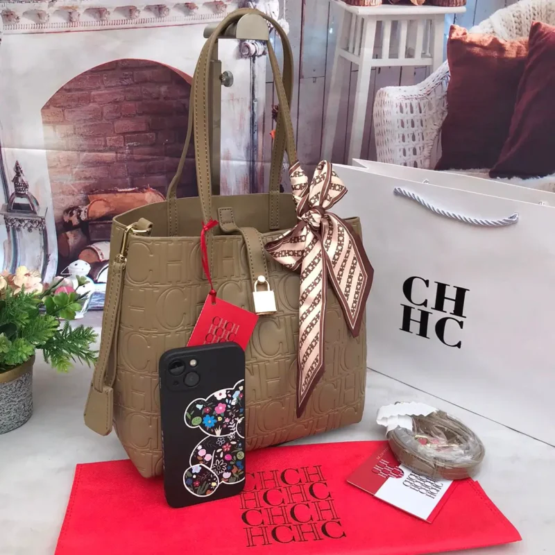 شنطة سي اتش بني