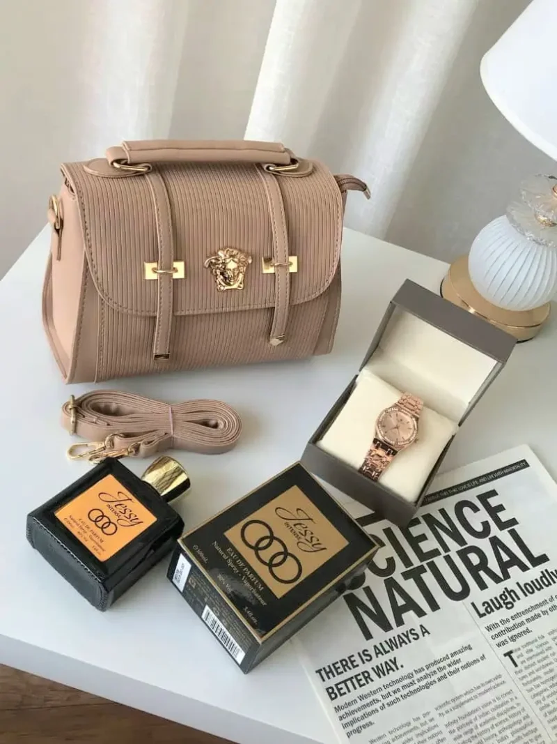 هدية ساعة وشنطة نسائية
