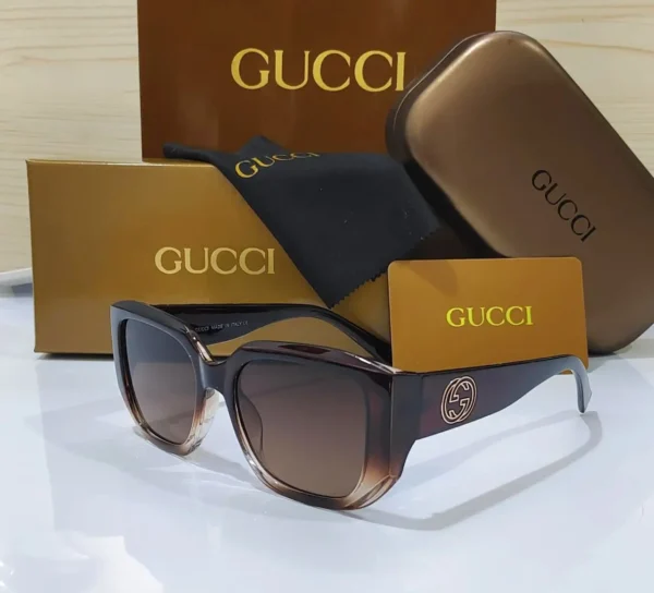 نظارة Gucci نسائية