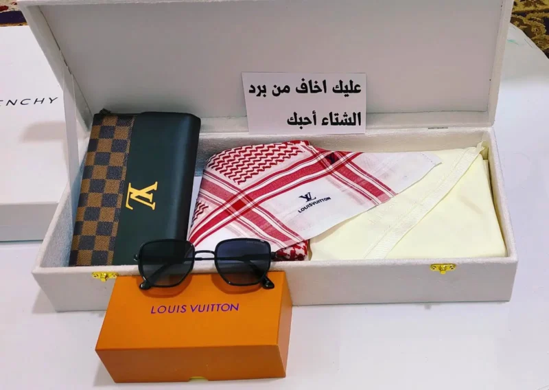 هدية لويس فيتون رجالية فاخرة مكونة من شماغ وغترة ونظارة وبوك