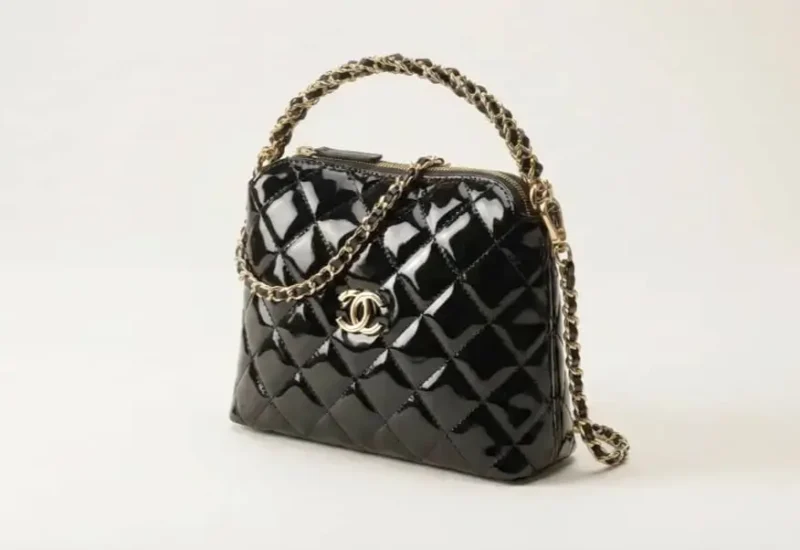 شنطه شانيل جلد اسود لامع