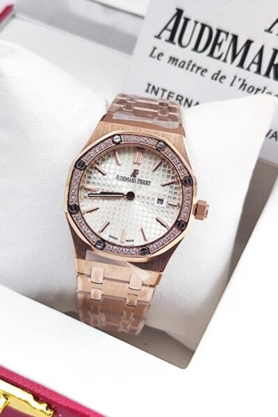 ساعه ادمر بياجيه نسائي