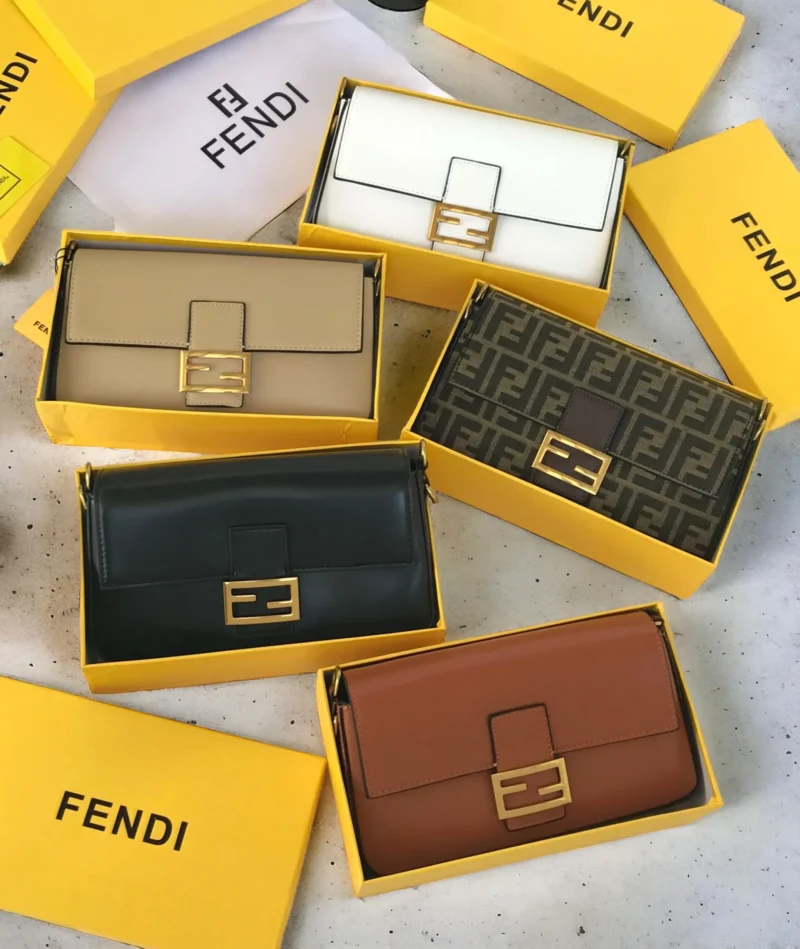 شنط فندي كروس