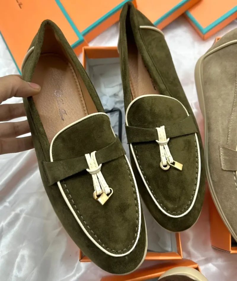 شوز لورو بيانا زيتي