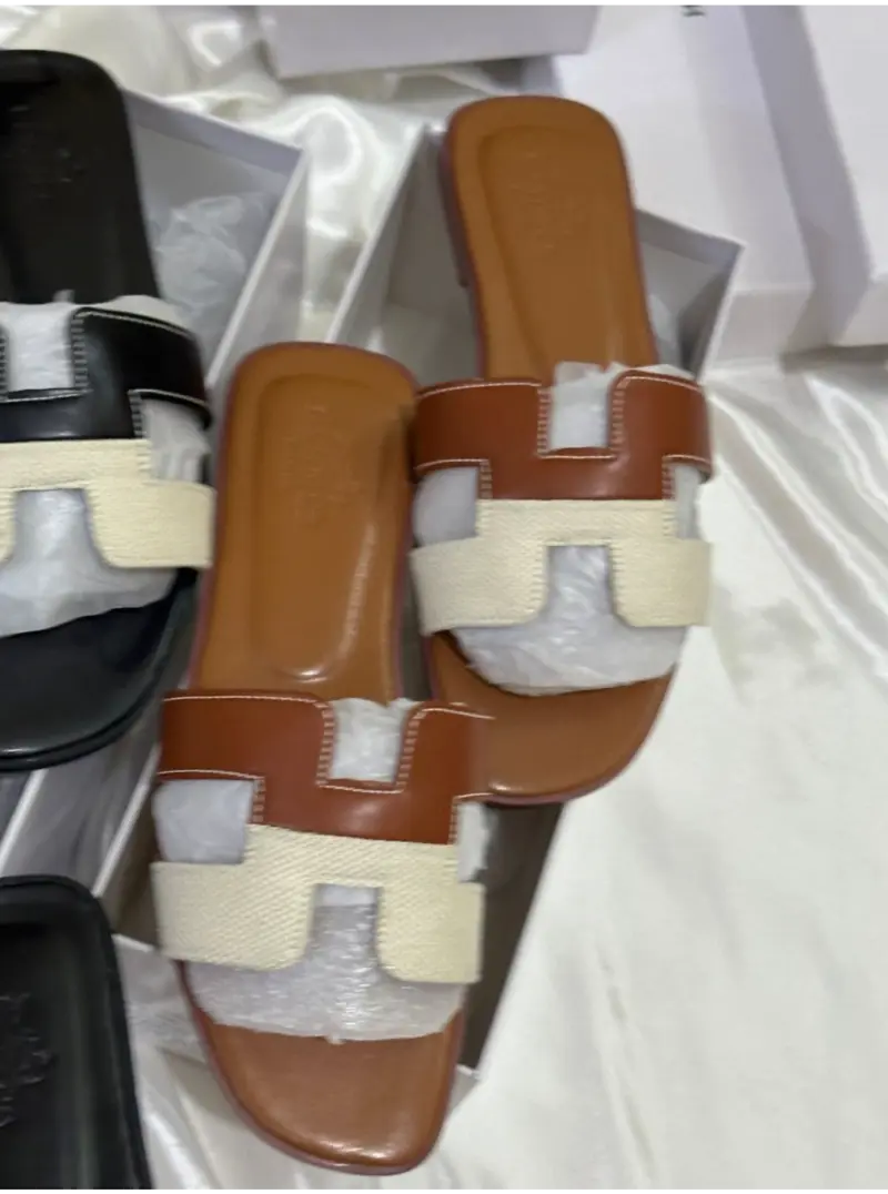 صندل نسائي فلات ايرميز