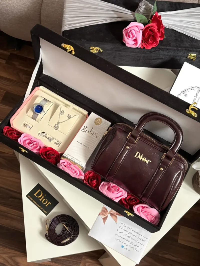 هديه شنطه الرياض