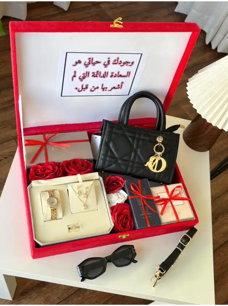 هديه عيد ميلاد بوكس لبنت