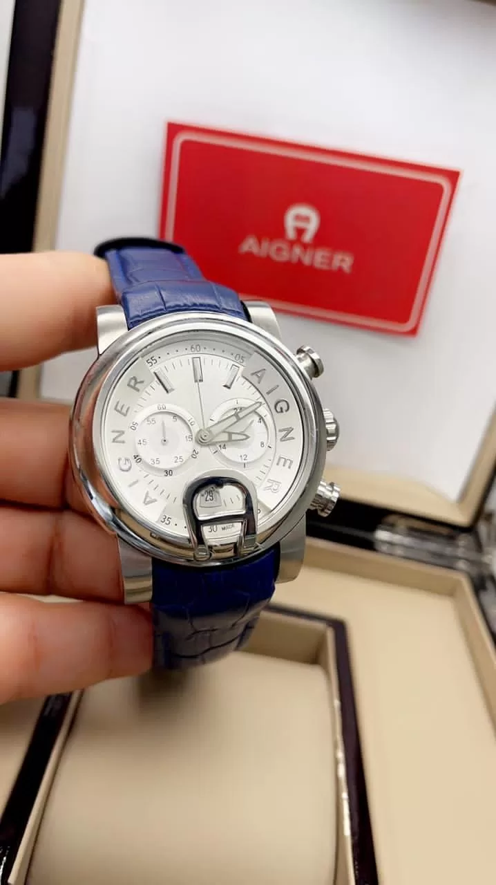 ساعة اقنر رجالي جلد ازرق