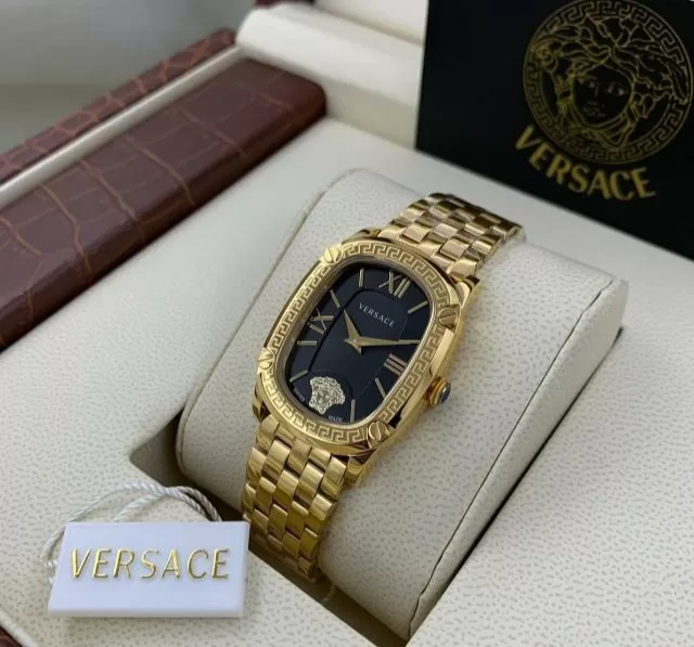 ساعة فرزاتشي نسائي ذهبي