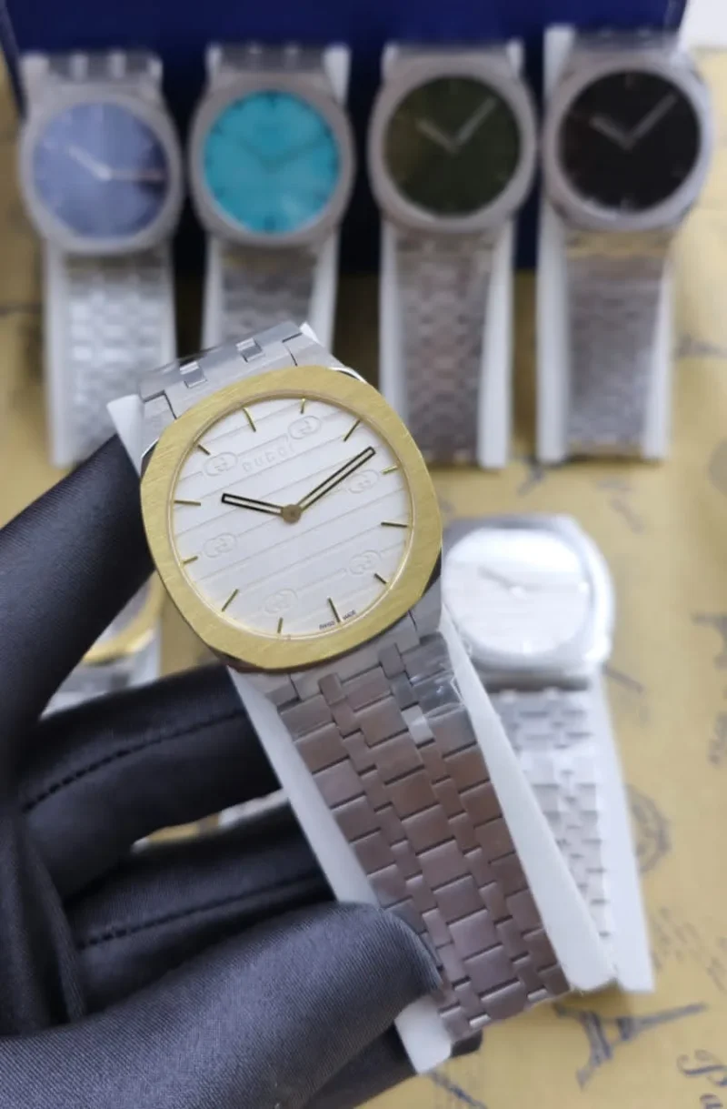 ساعة قوتشي رجالي