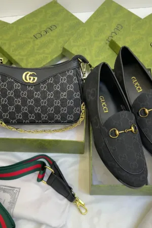 طقم شنطة وشوز Gucci