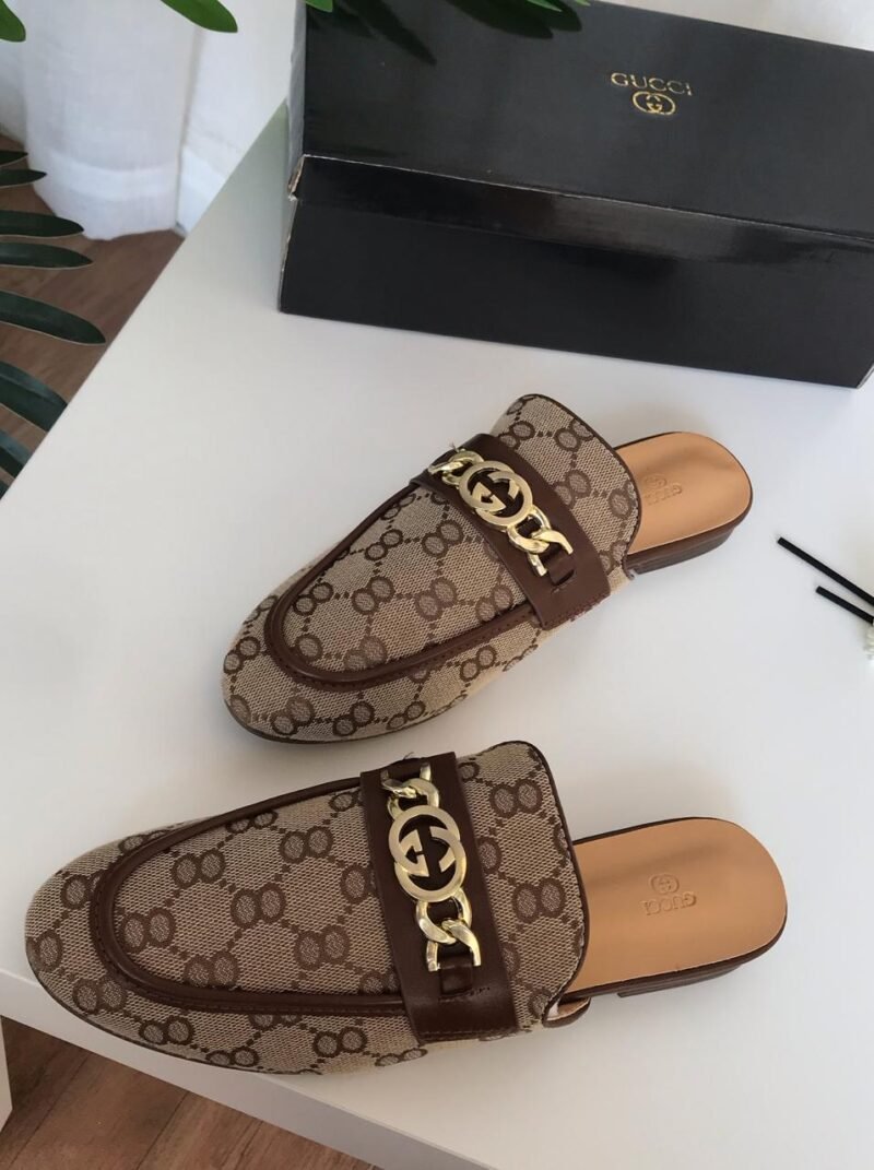 شوز قوتشي مفتوح