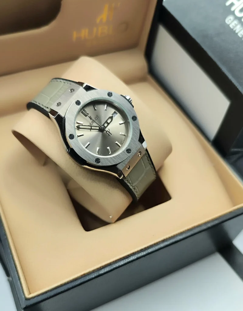 ساعة نسائي رمادي هوبلت