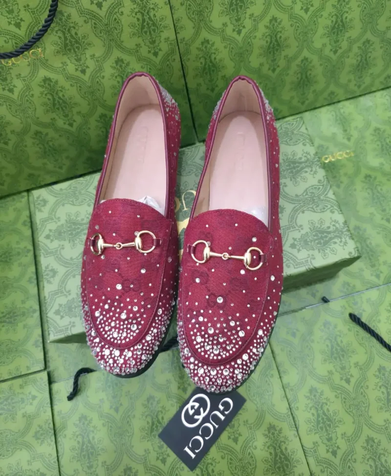 حذاء لوفر قوتشي