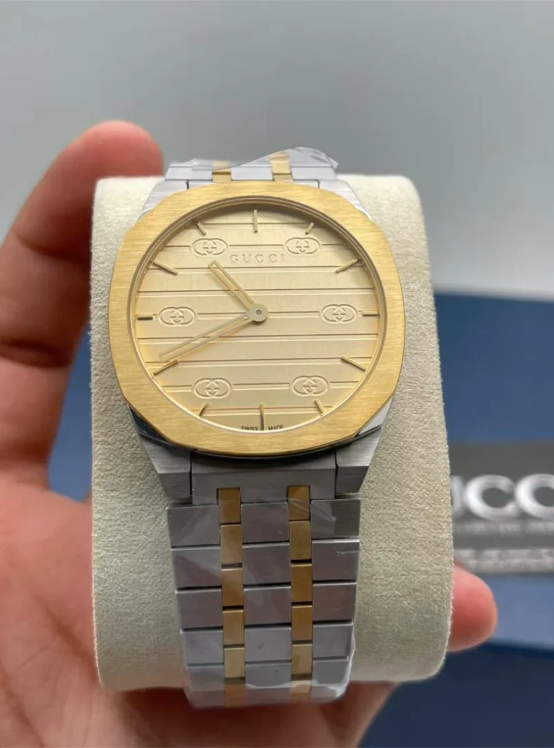 ساعة GUCCI رجالي