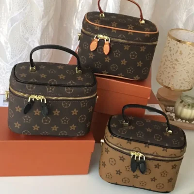 شنط فانتي مكياج لويس فيتون