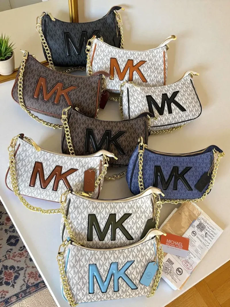 شنط كتف مايكل كورس