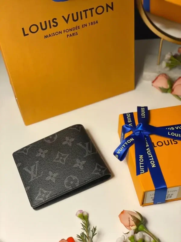 محفظه رجاليه ماركه لويس فيتون
