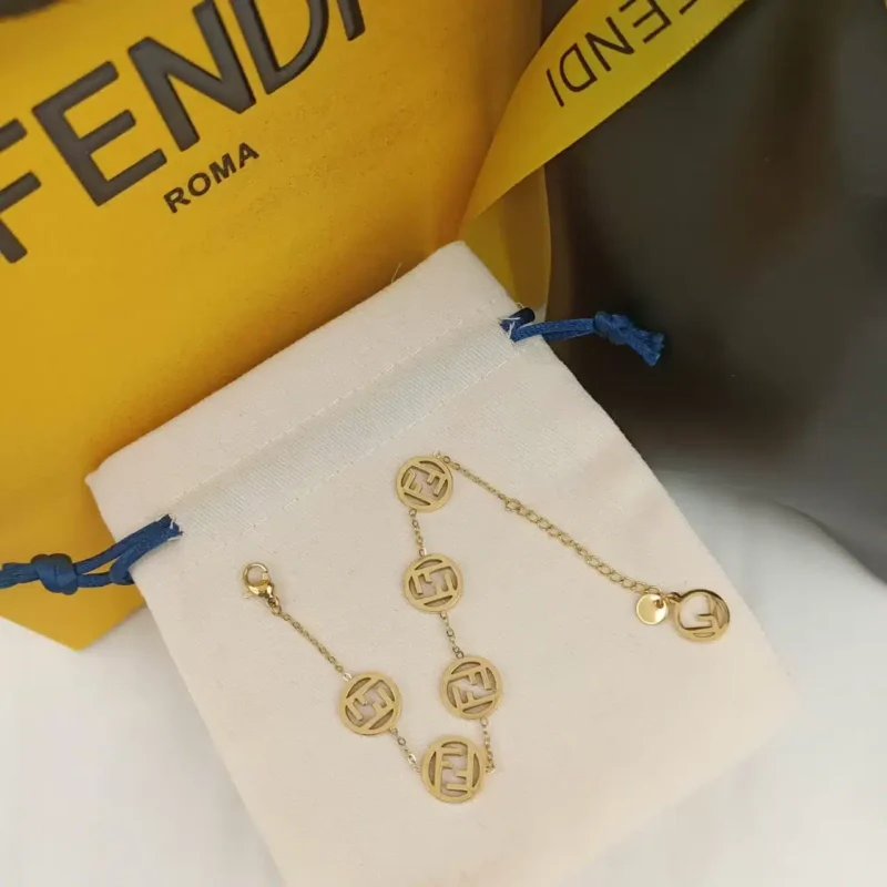 اسواره فندي نسائيه