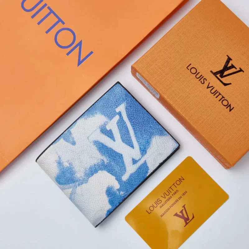 محافظ lv رجالي