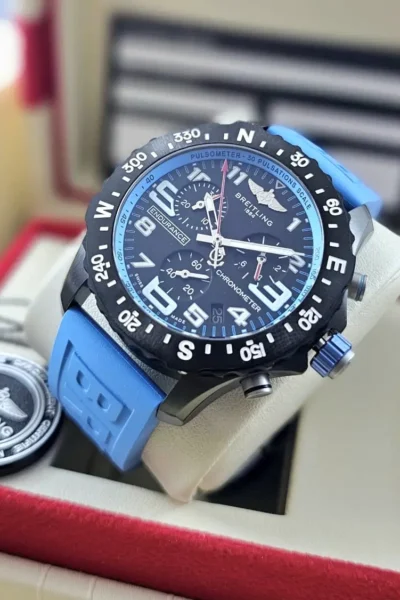 ساعات بريتلينغ