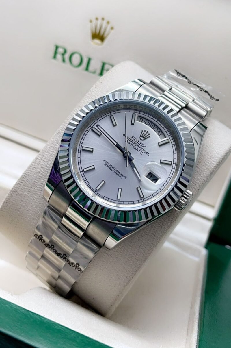 رولكس تاريخ ويوم رجالي