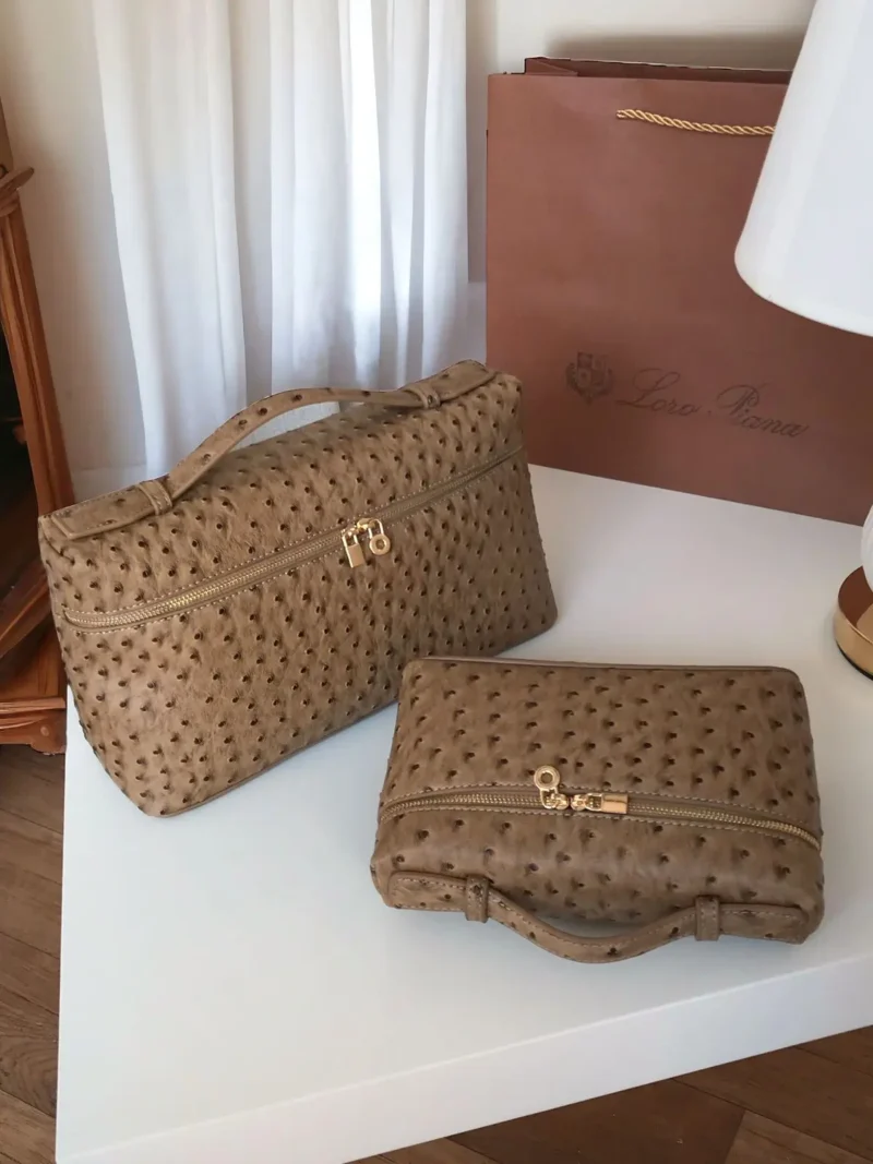 شنطة لورو بيانا جلد