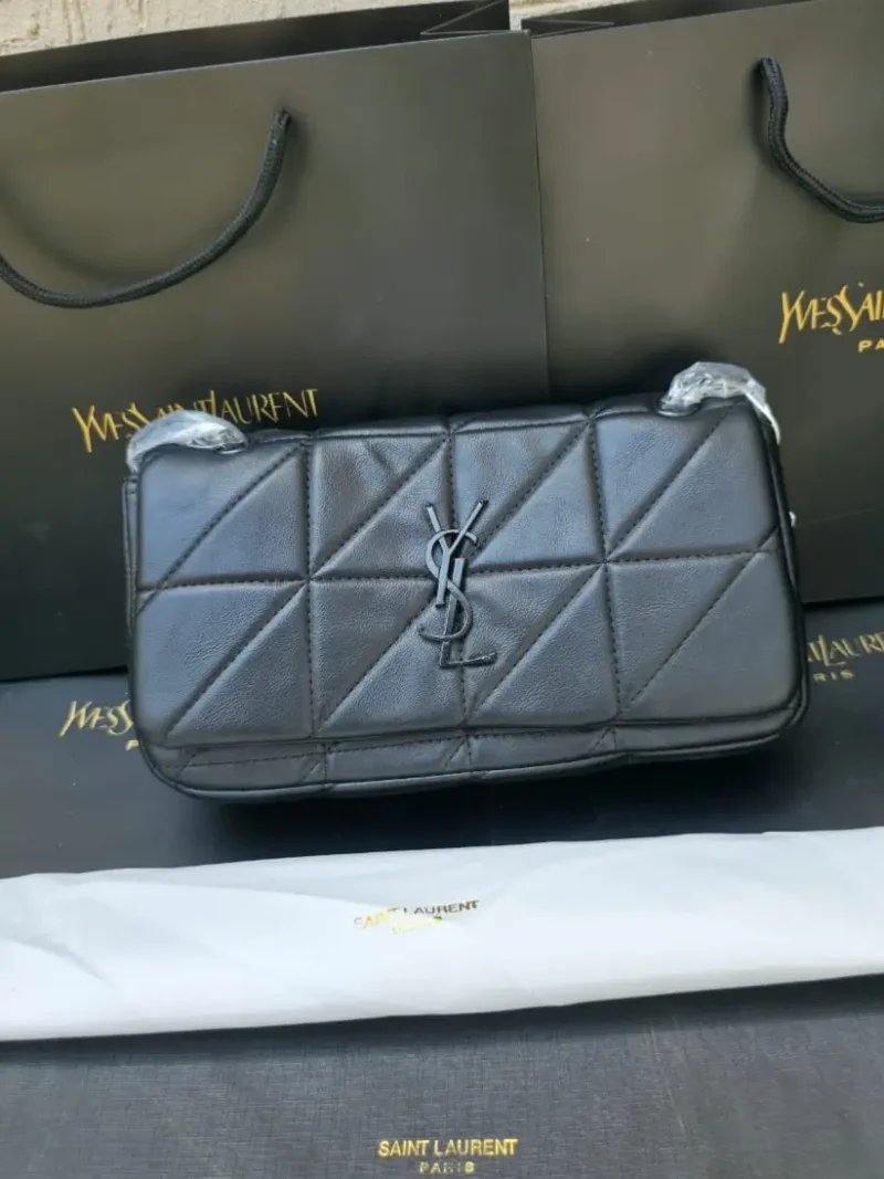 شنطة سان لوران كلاتش