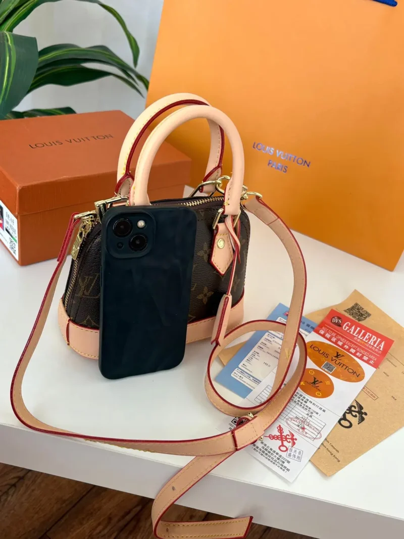 بيبي ألما لويس فيتون