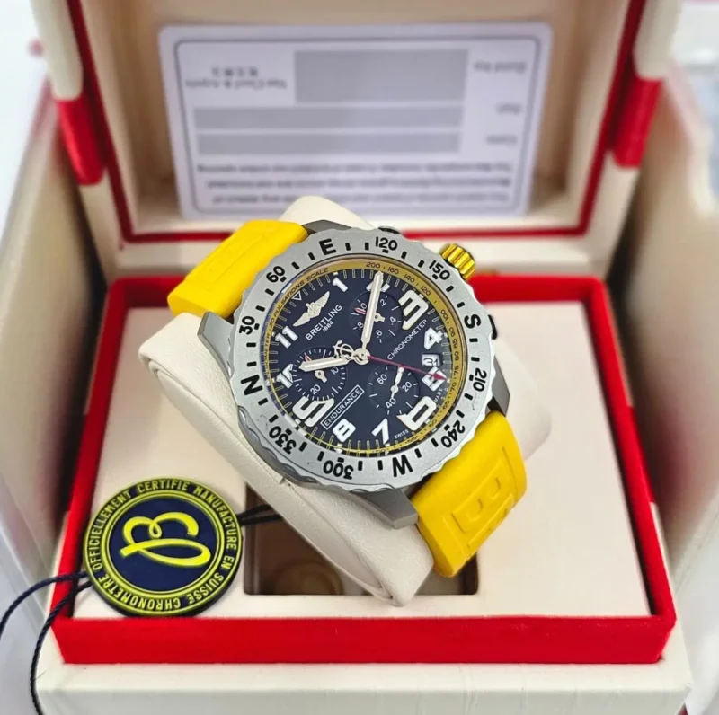 ساعة بريتلنغ صفراء